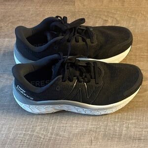 New Balance Black Fresh Foam Sneakers US Size 4.5 Mens /6 Women’s Wide